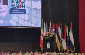 Iran’s Health Minister Calls for Increased Medical Equipment Exports at Iran Health 2025